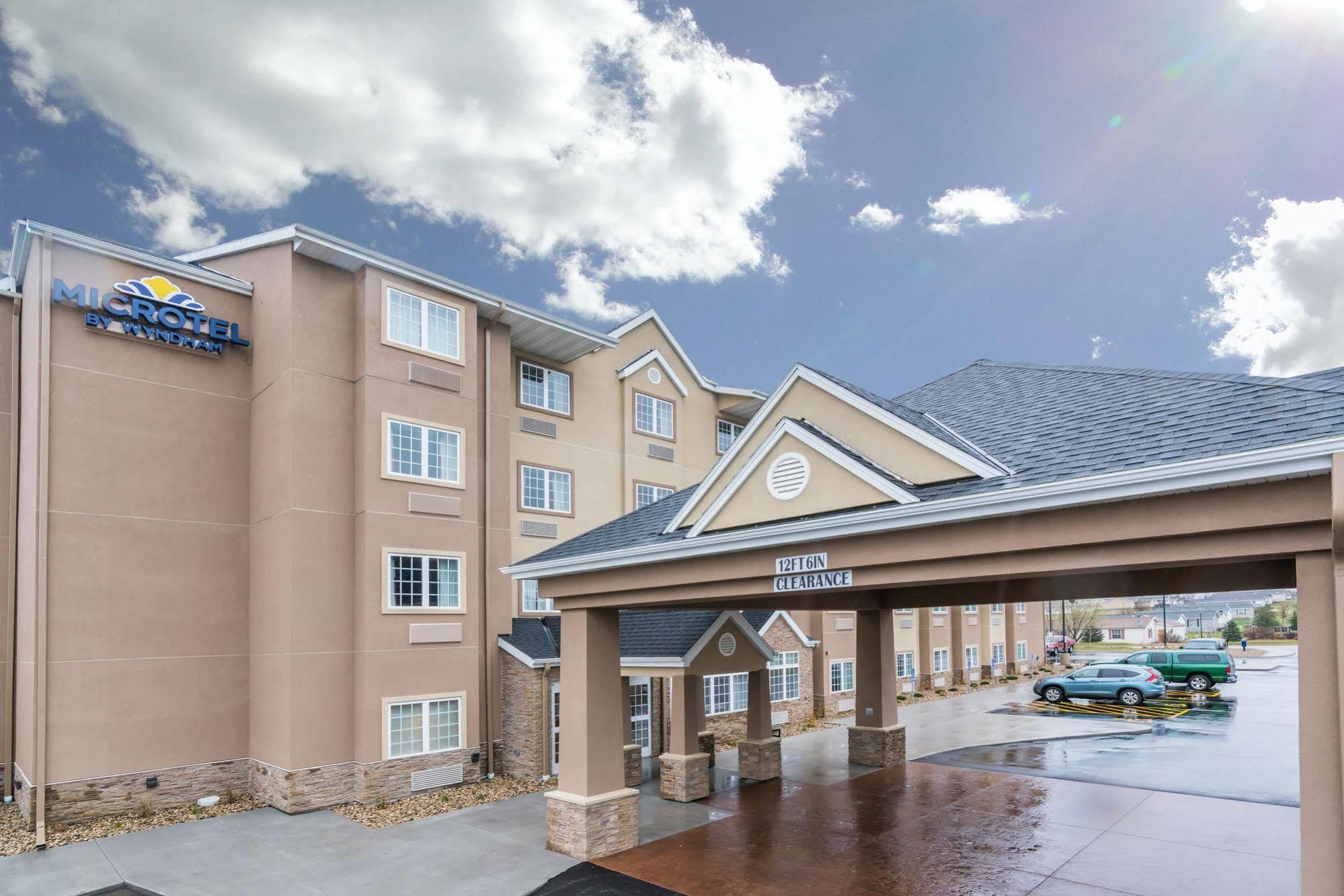 Hotel Spark By Hilton South 3*